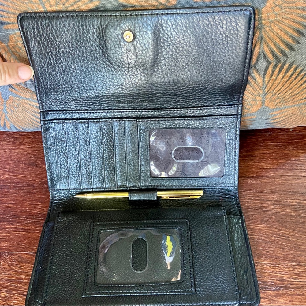 MICHAEL KORS Black Leather Tri-Fold Wallet - Picture 5 of 9